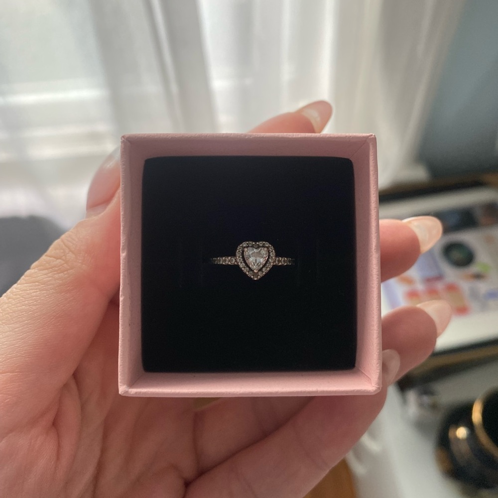 Pandora Silver Heart Ring - Picture 2 of 8